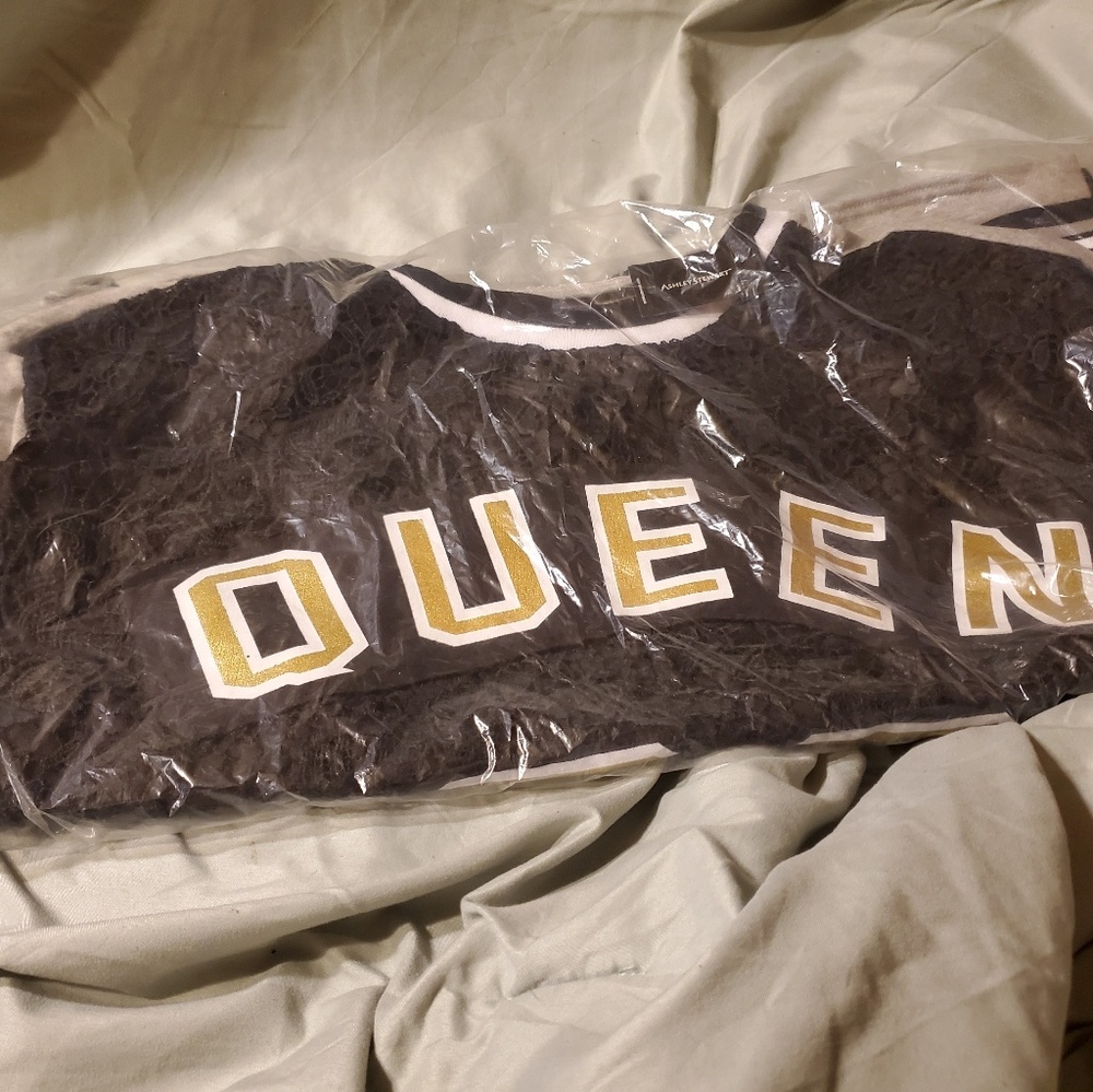Grey sweatshirt with lace size 2x
